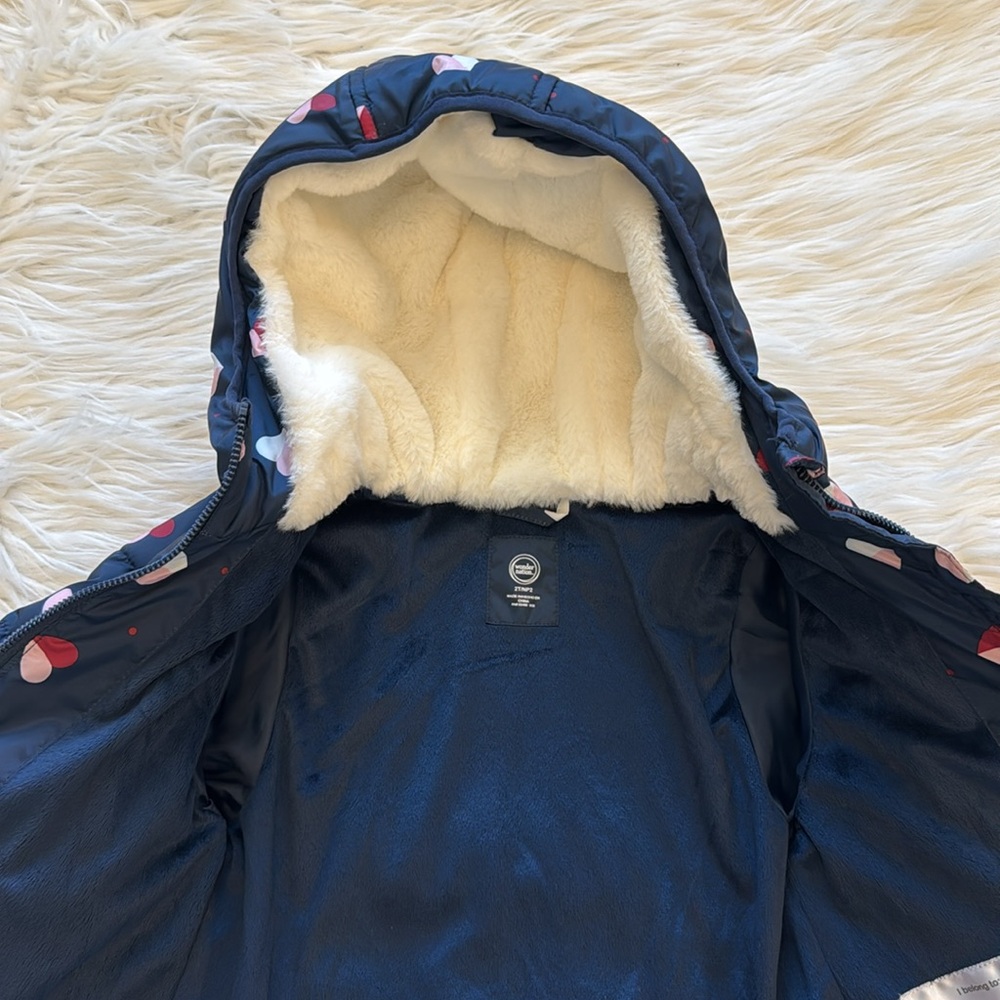 Toddler puffer jacket 2T blue with hearts - Picture 3 of 4
